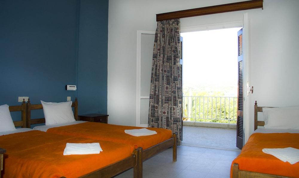 Hotel Alex เมโธนี ภายนอก รูปภาพ