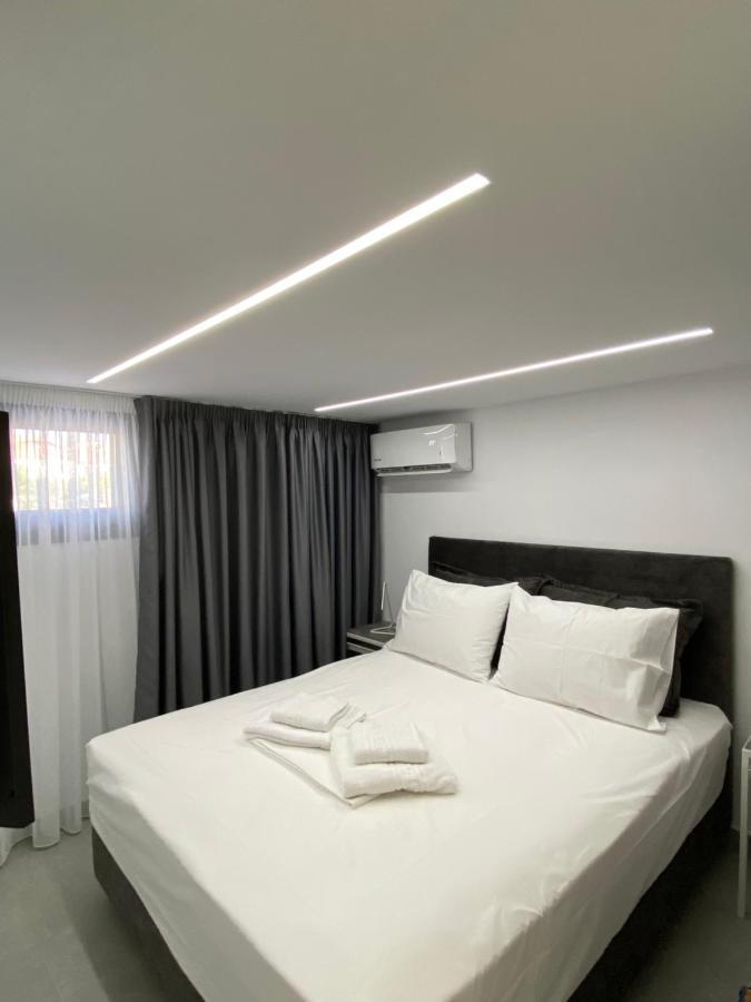 Hotel Alex เมโธนี ภายนอก รูปภาพ